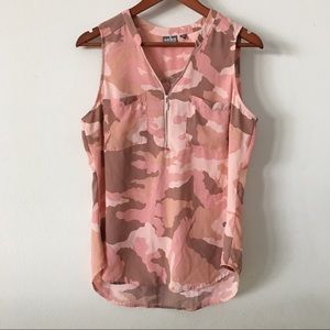 Pink Camo Top Sz M